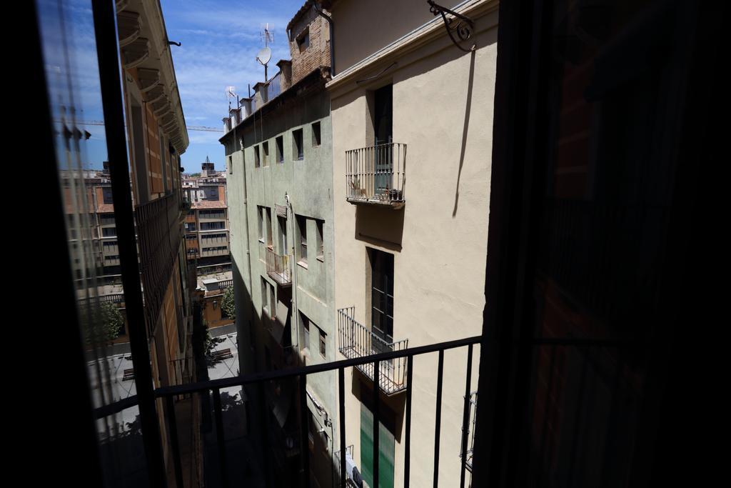 Apartaments Placa Del VI Girona Zewnętrze zdjęcie